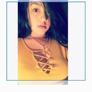 Meet your Posher, Perla